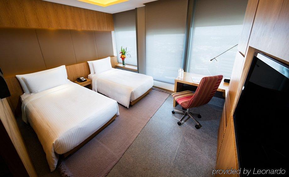 Oasia Hotel Novena, Singapore By Far East Hospitality Exterior foto